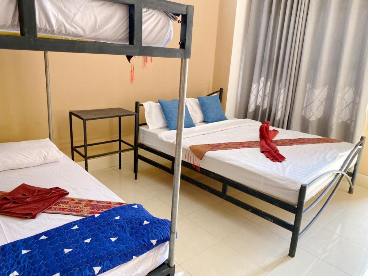 Ali Local Home Виентиане Екстериор снимка