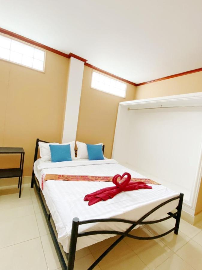 Ali Local Home Виентиане Екстериор снимка